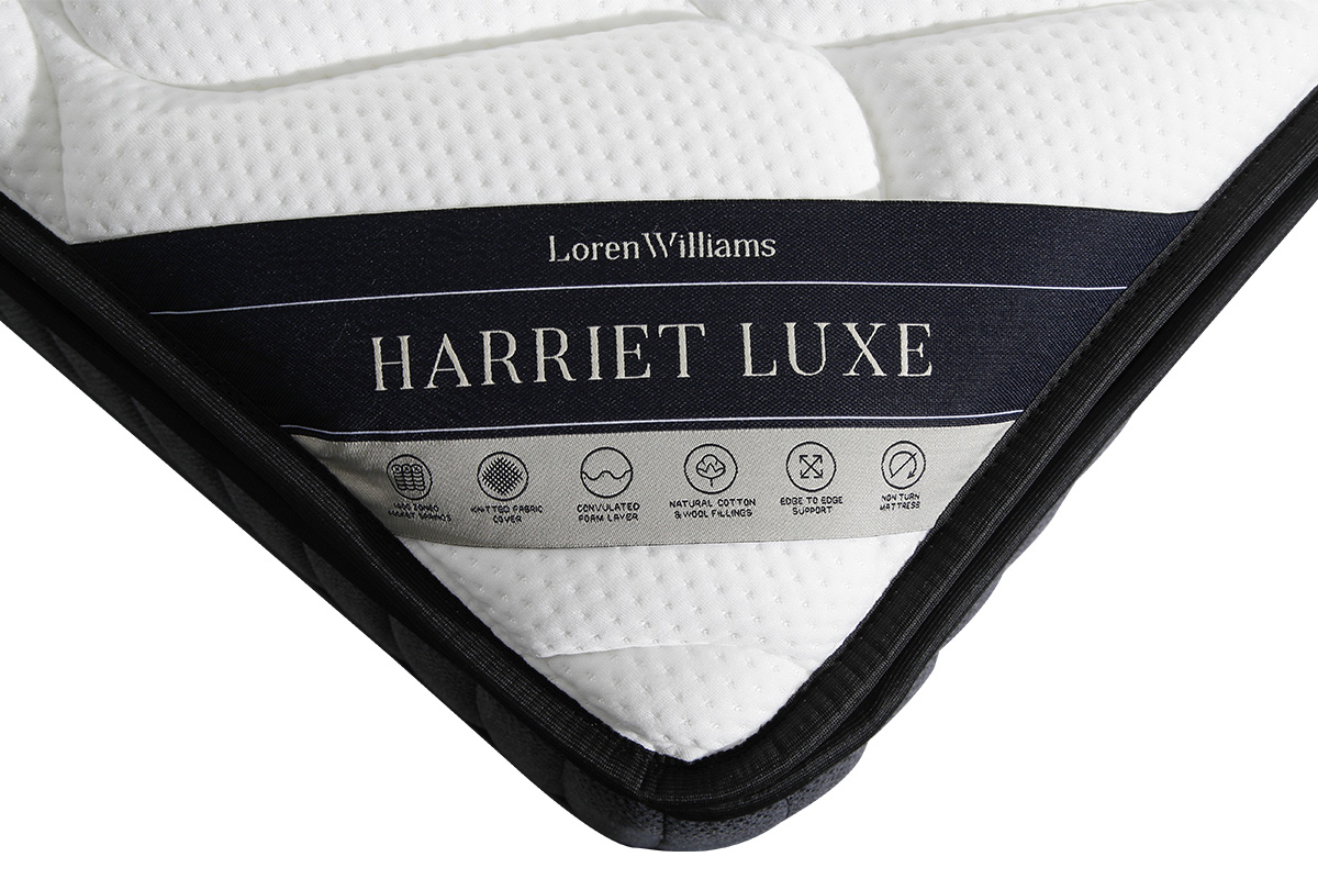 Harriet_Luxe_Corner